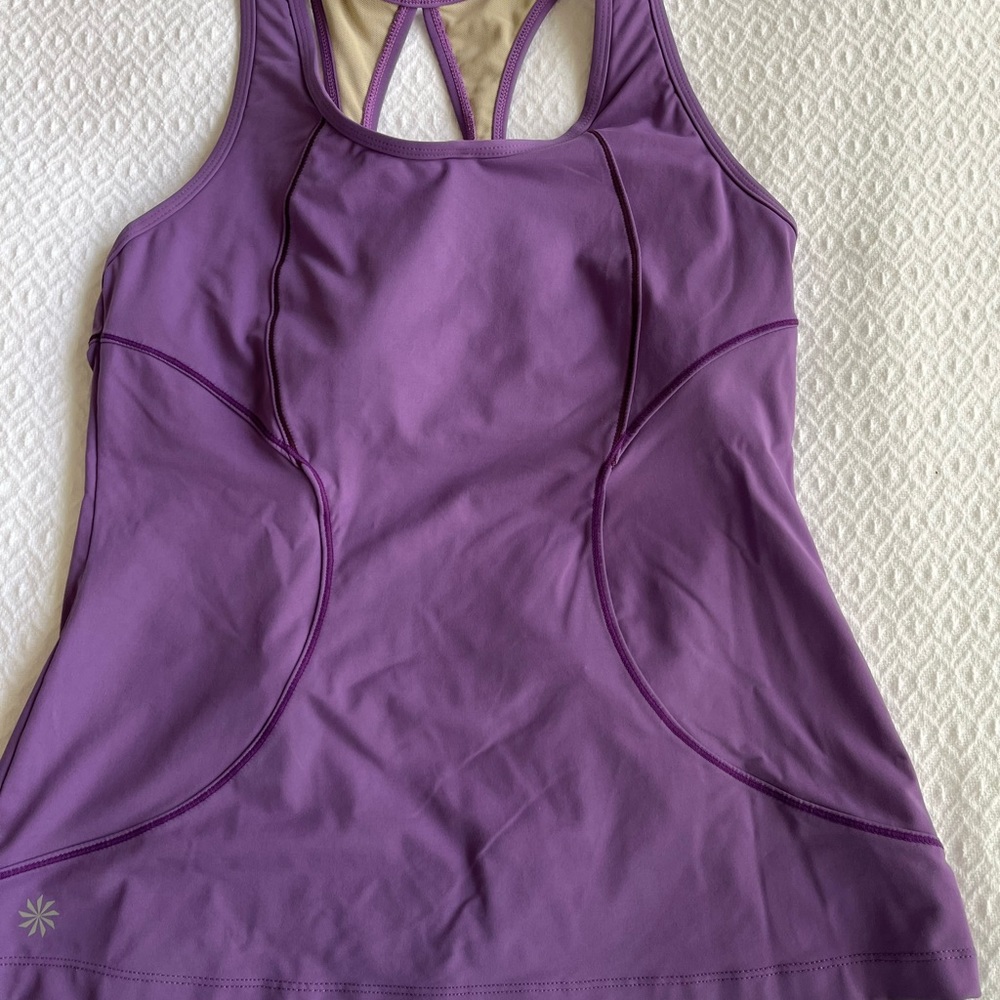Athleta workout top - perfect condition.  Size medium